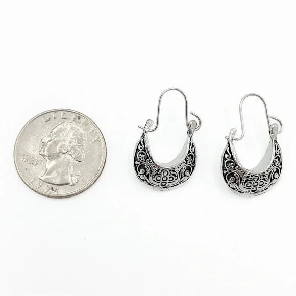 Boho festival vintage style silver tone filigree hoops - Picture 5 of 6
